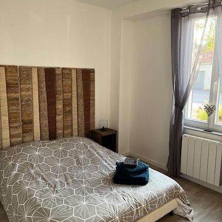 Appartement Centre De Guécélard Εξωτερικό φωτογραφία