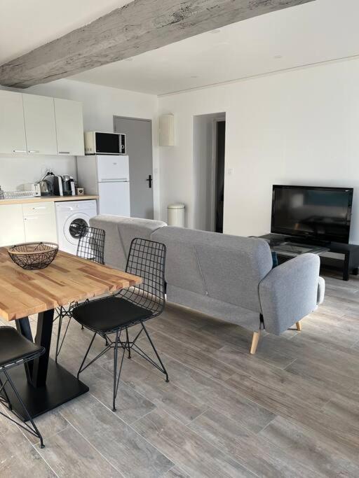 Appartement Centre De Guécélard Εξωτερικό φωτογραφία