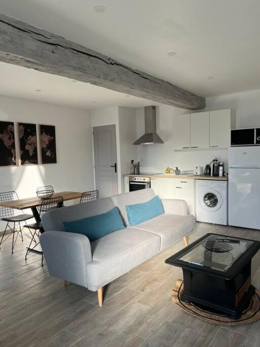 Appartement Centre De Guécélard Εξωτερικό φωτογραφία